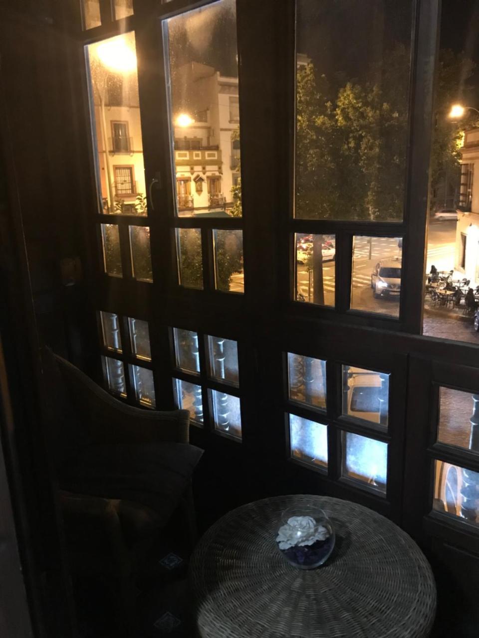 Hostal Puerta Carmona Севиля Екстериор снимка
